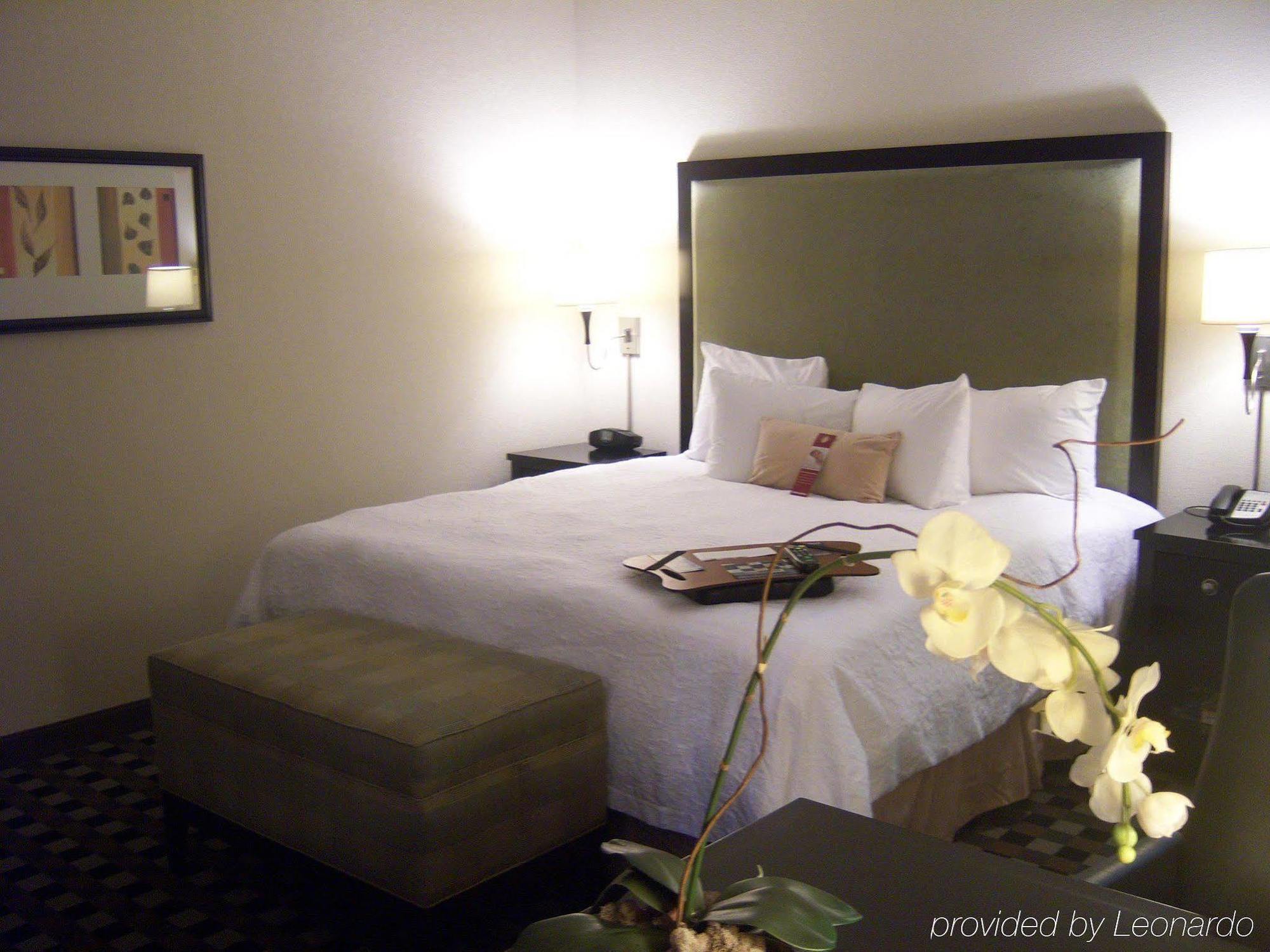 Hampton & Houston-bush Intercontinental Airport Houston