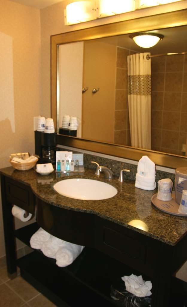Hampton & Houston-bush Intercontinental Airport Houston
